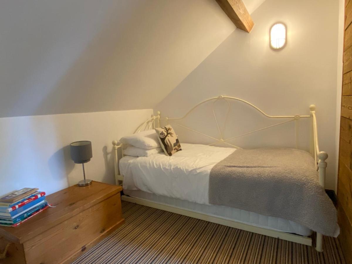 Betsey Trotwood. Historic Stylish 2-Bed Cottage. Blundeston Exterior foto